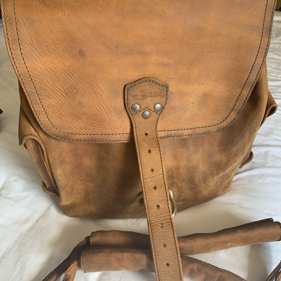 Saddleback Leather Medium Simple Backpack - Picture 3 of 7